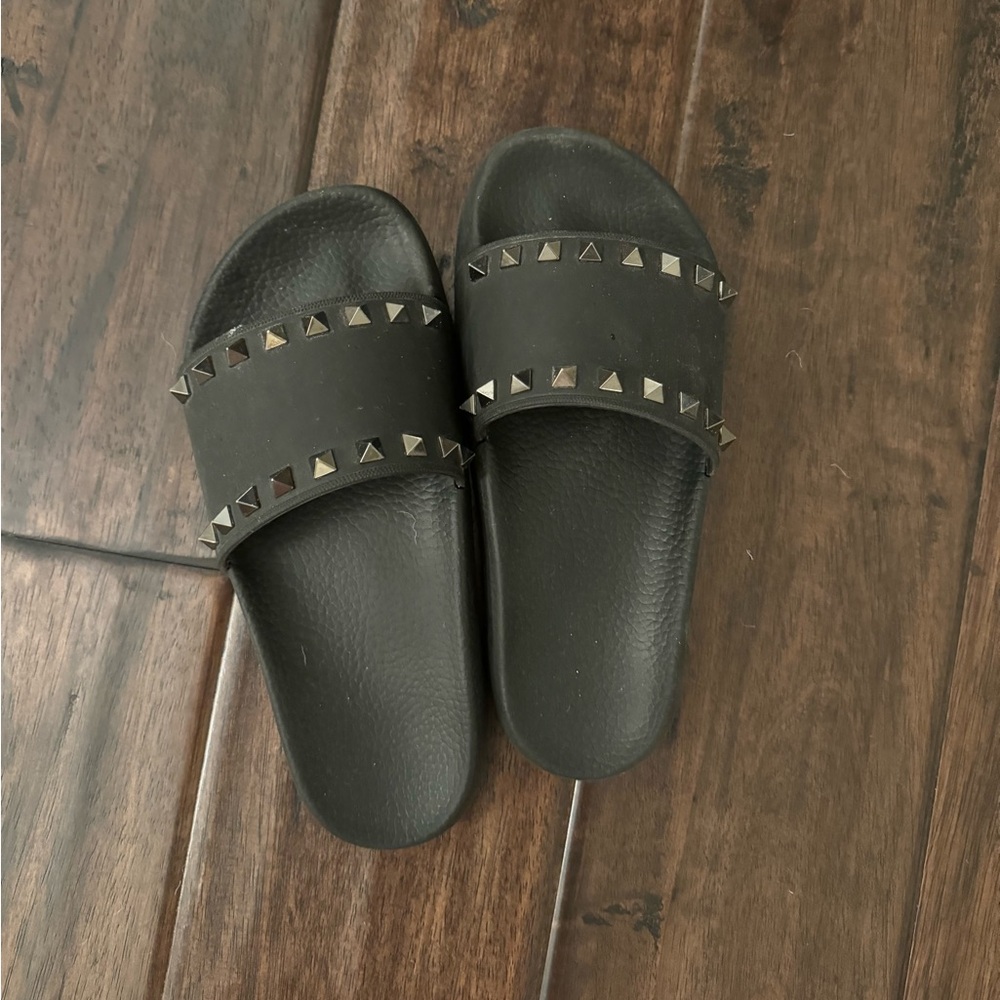 Valentino rockstud rubber slides
